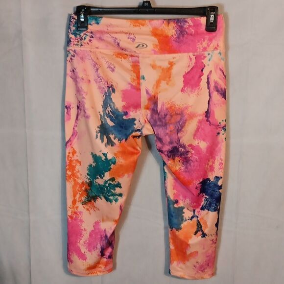 Moisture Wicking Colorful Abstract Print Athletic Yoga Capri Pants - Picture 3 of 7